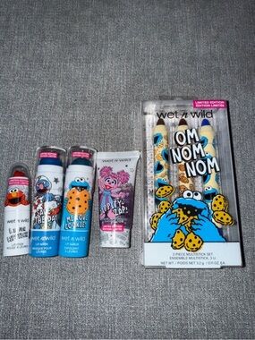 wet n wild Sesame Street Makeup Lot